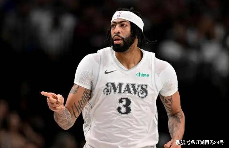 NBA评新赛季西部十大球星：强如詹姆斯仅排第九，库里第五