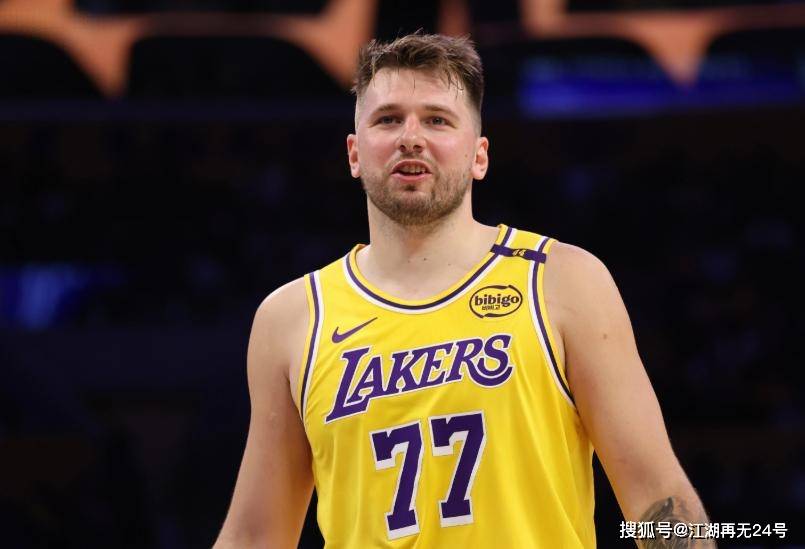 NBA评新赛季西部十大球星：强如詹姆斯仅排第九，库里第五