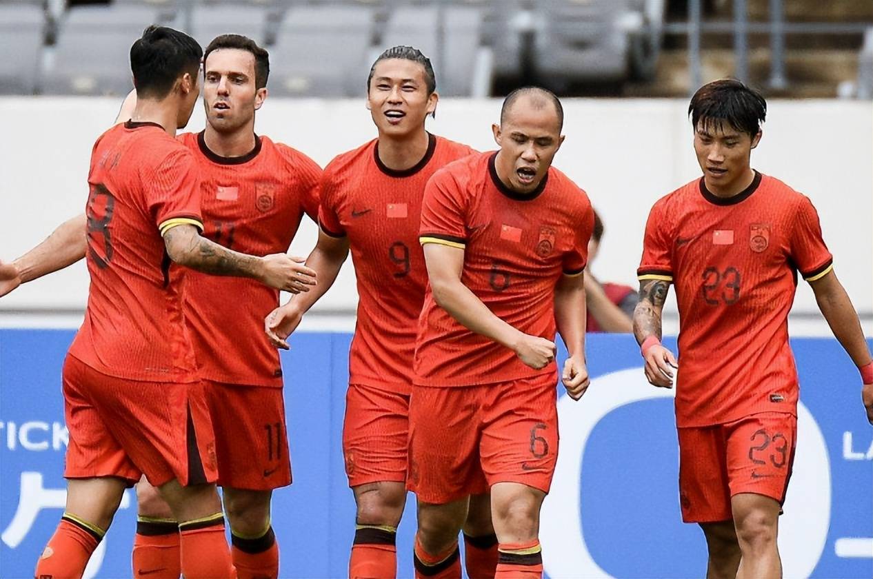 足协选帅新标准出炉，一名帅挡在门外，前中超主帅成最大热门，不是卡纳瓦罗