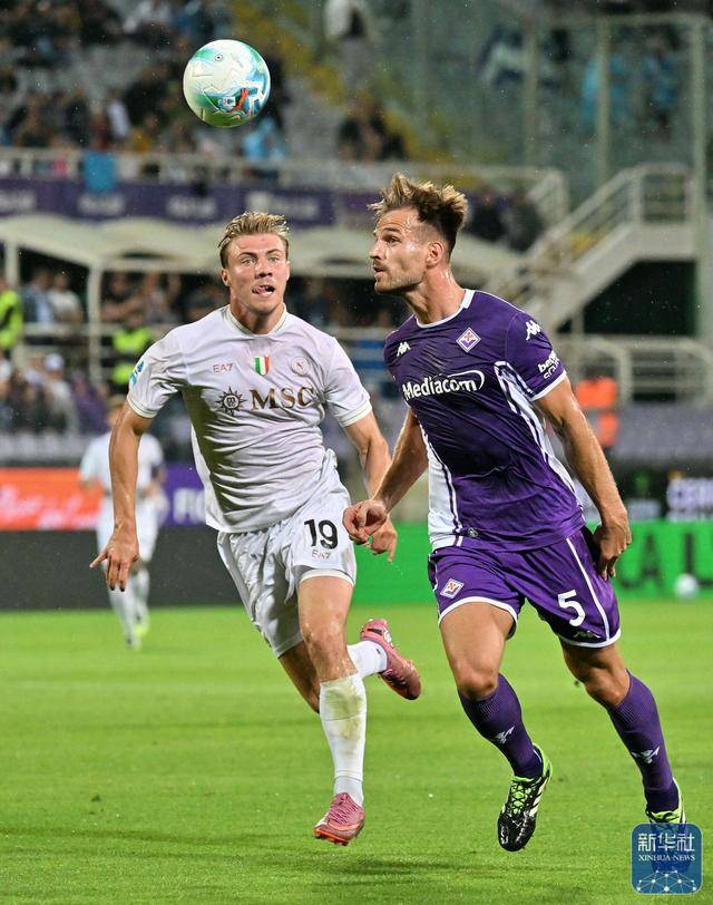 意甲｜那不勒斯胜彿(fú)羅(luó)倫(lún)薩(sà)