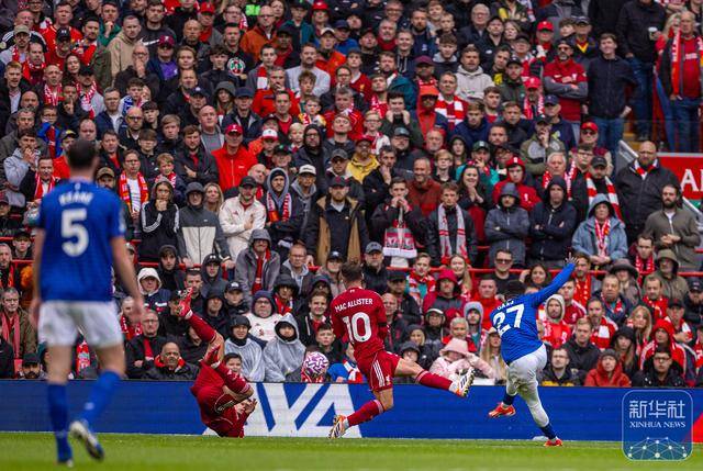 体育｜英超：利物浦胜埃弗顿