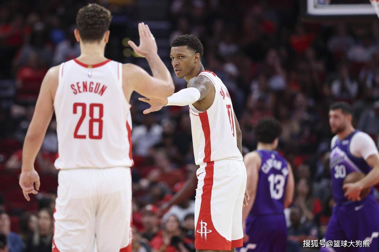 险胜独行侠，火箭队变阵！全新首发出炉，轮换人数+1，老射手出战