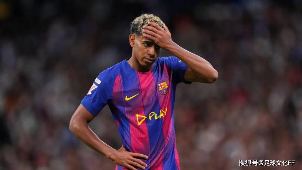 拉明(míng)·亚馬(mǎ)尔担心(xīn)自(zì)己会因耻骨疼(téng)痛(tòng)而错过西班牙队的(de)世界(jiè)杯，巴塞罗那正(zhèng)努力(lì)控制(zhì)他(tā)的(de)疼(téng)痛(tòng)。