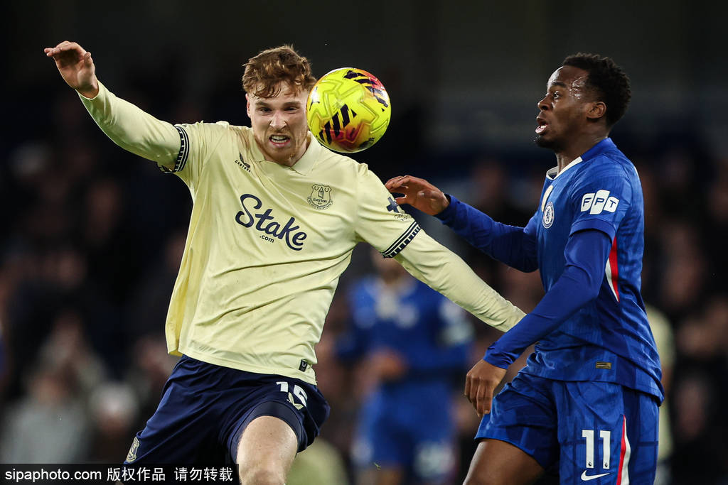 英超-帕尔默破门古斯托建功 切尔西2-0埃弗顿结束四场不胜
