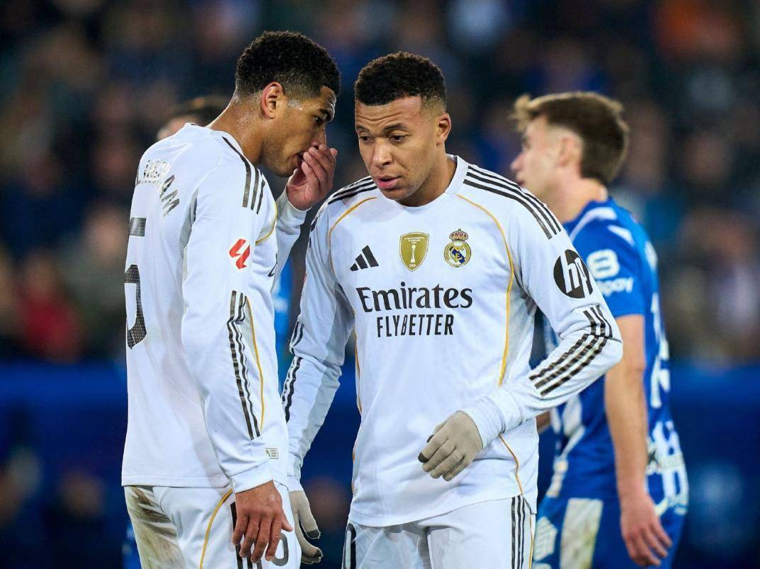 阿隆索救皇马！2-1胜阿拉维斯