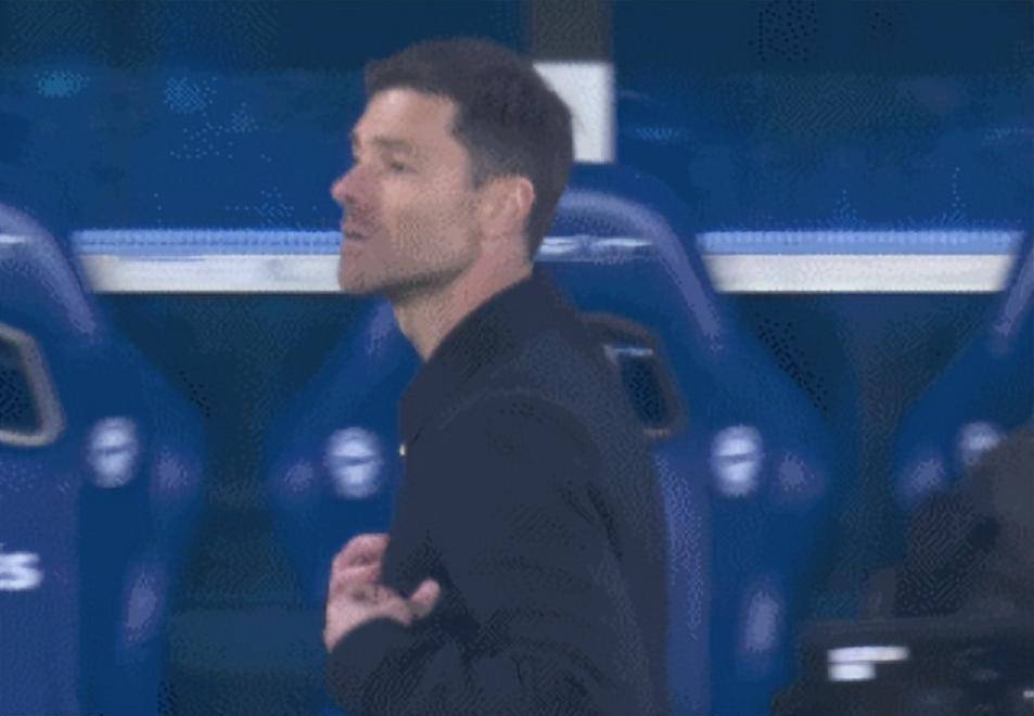 阿隆索救皇马！2-1胜阿拉维斯