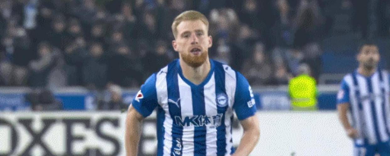 阿隆索救皇马！2-1胜阿拉维斯