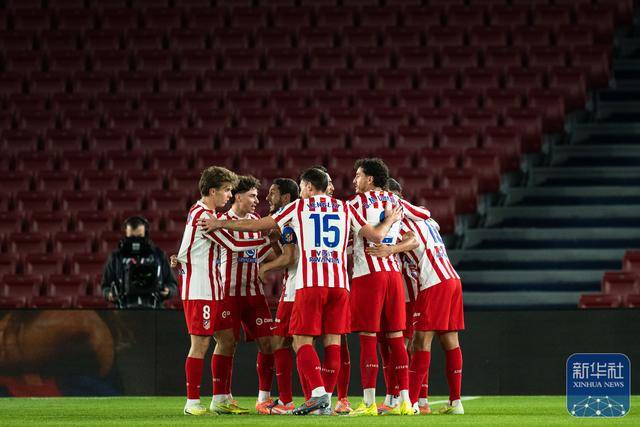 足球 | 西甲：巴塞罗那胜马德里竞技