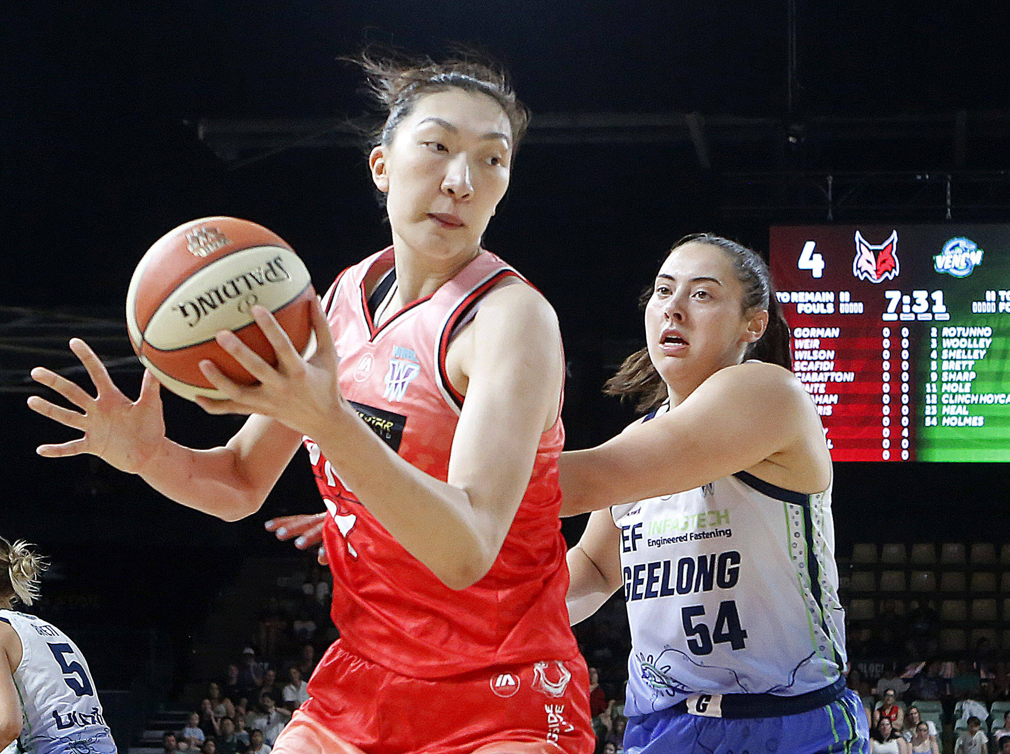 （体育）篮球——澳大利亚女篮联赛：珀斯山猫队胜吉朗毒液队