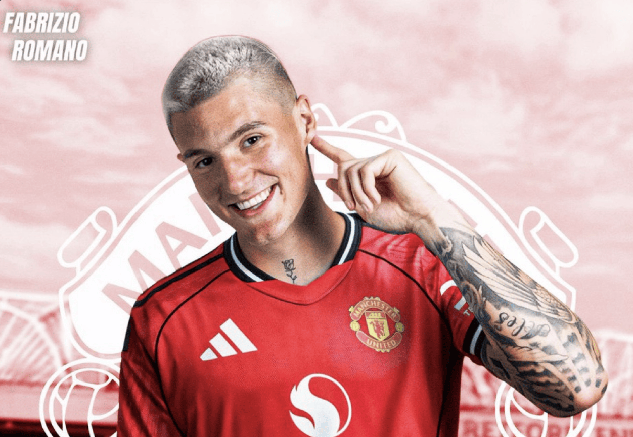 转会费7650万！曼联标王10场0球，挤走霍伊伦，让那不勒斯捡便宜