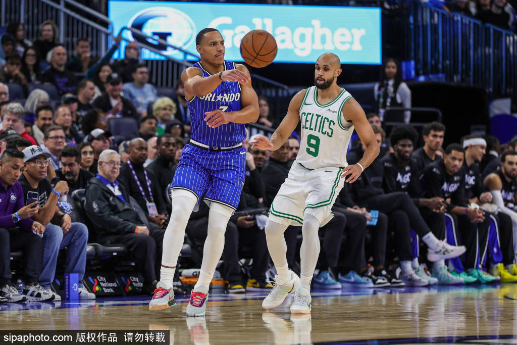 波士顿凯尔特人五連(lián)胜迎战密尔沃基雄鹿