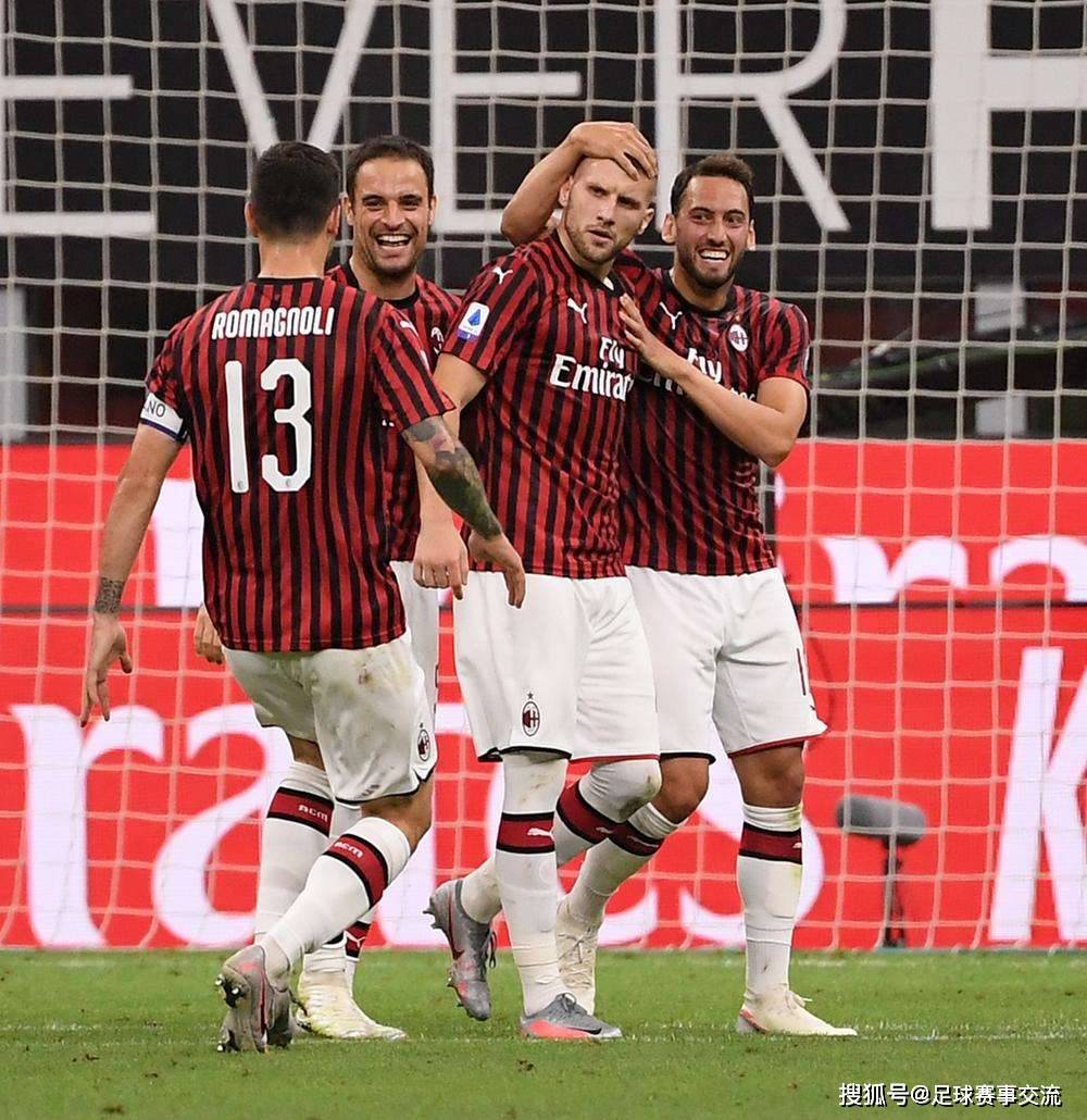 今日足球：佛罗伦萨vsAC米兰 门兴vs奥格斯堡